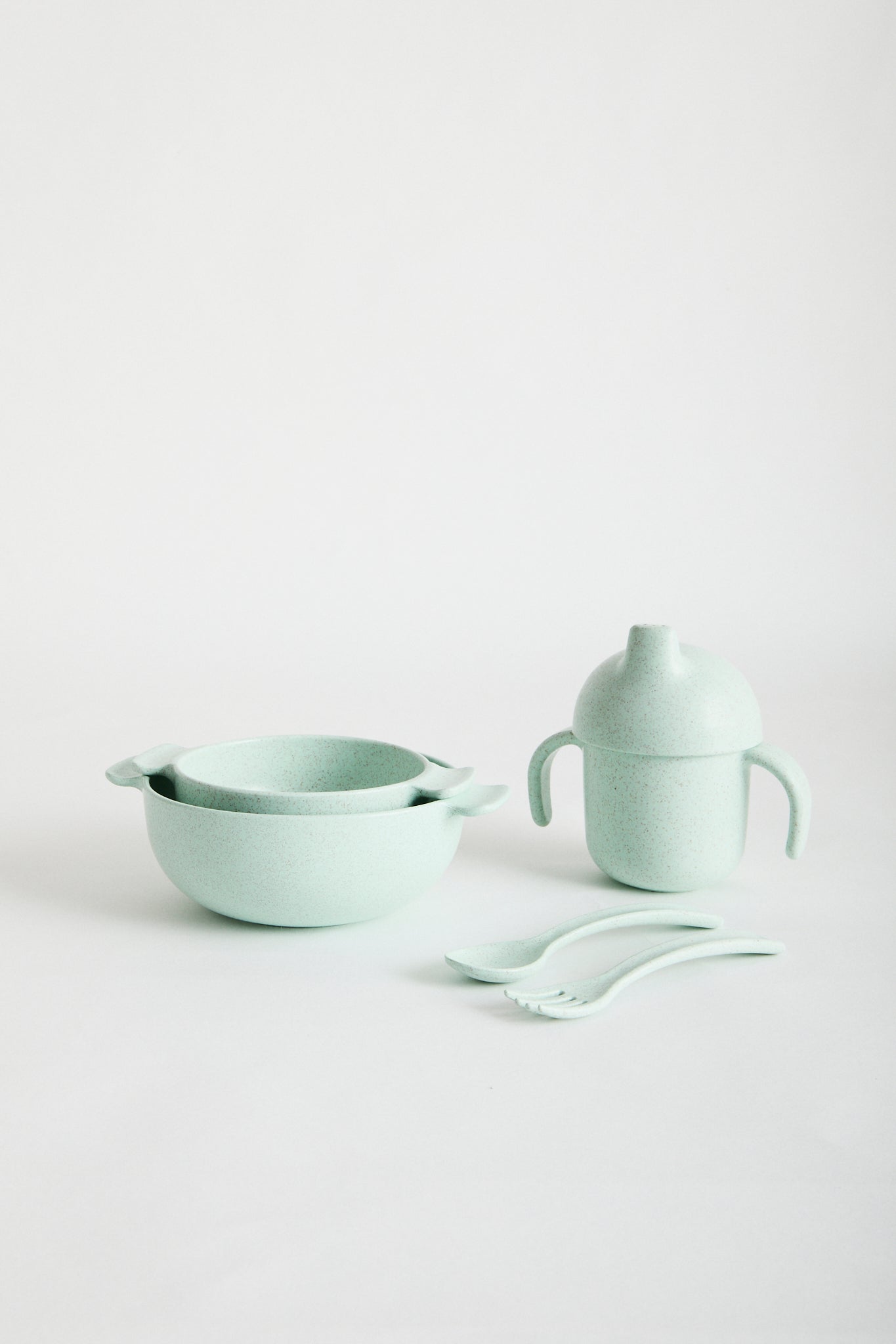 Wheat straw dinnerware set in Mint, -Set contains: sippy cup, large bowl, small bowl, spoon & fork