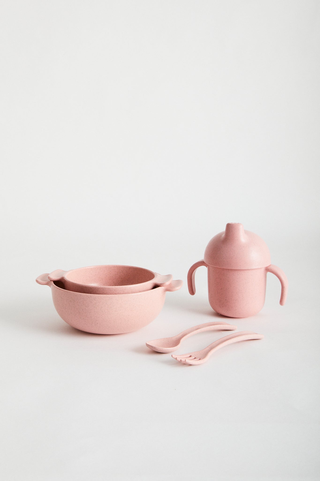 Wheat straw dinnerware set in Rose, -Set contains: sippy cup, large bowl, small bowl, spoon & fork