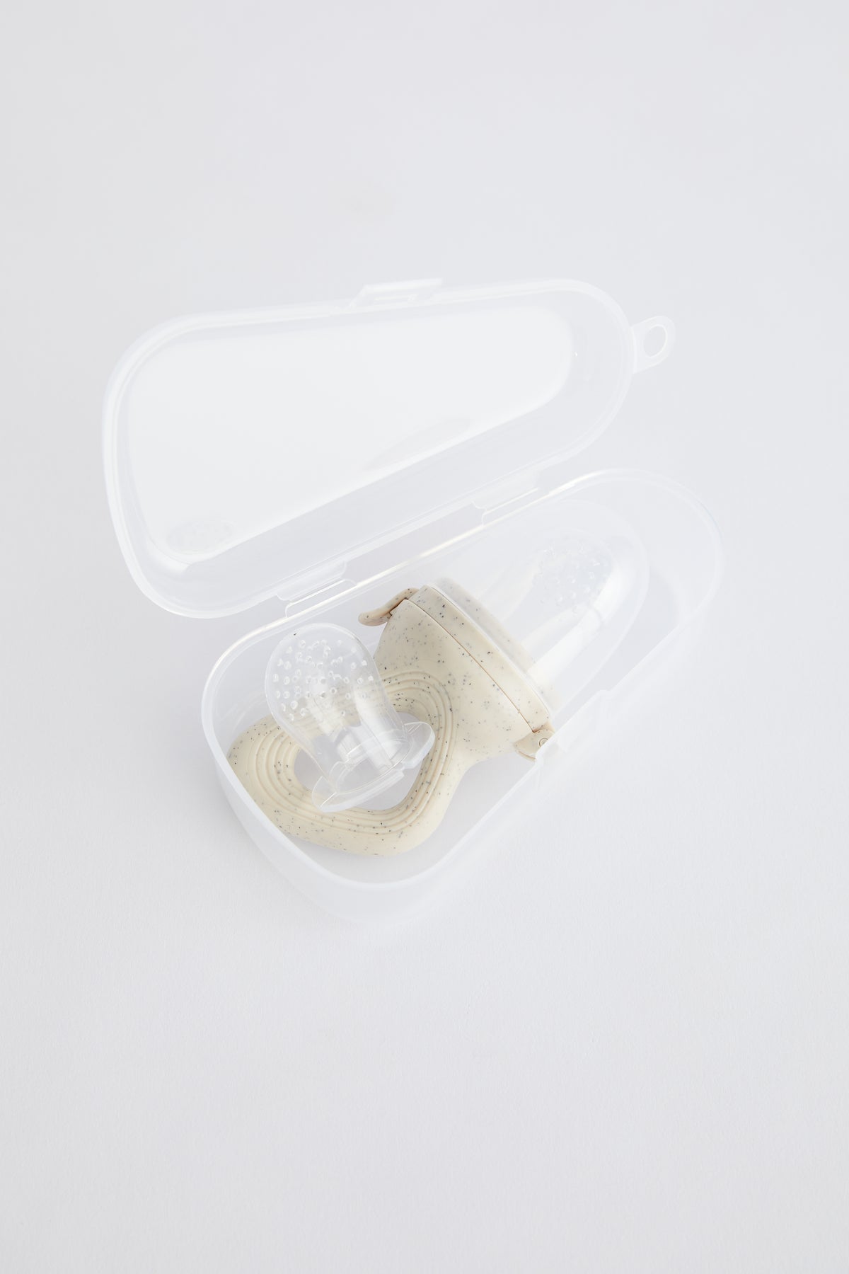 Silicone Fresh Food Feeder - Speckle Oat