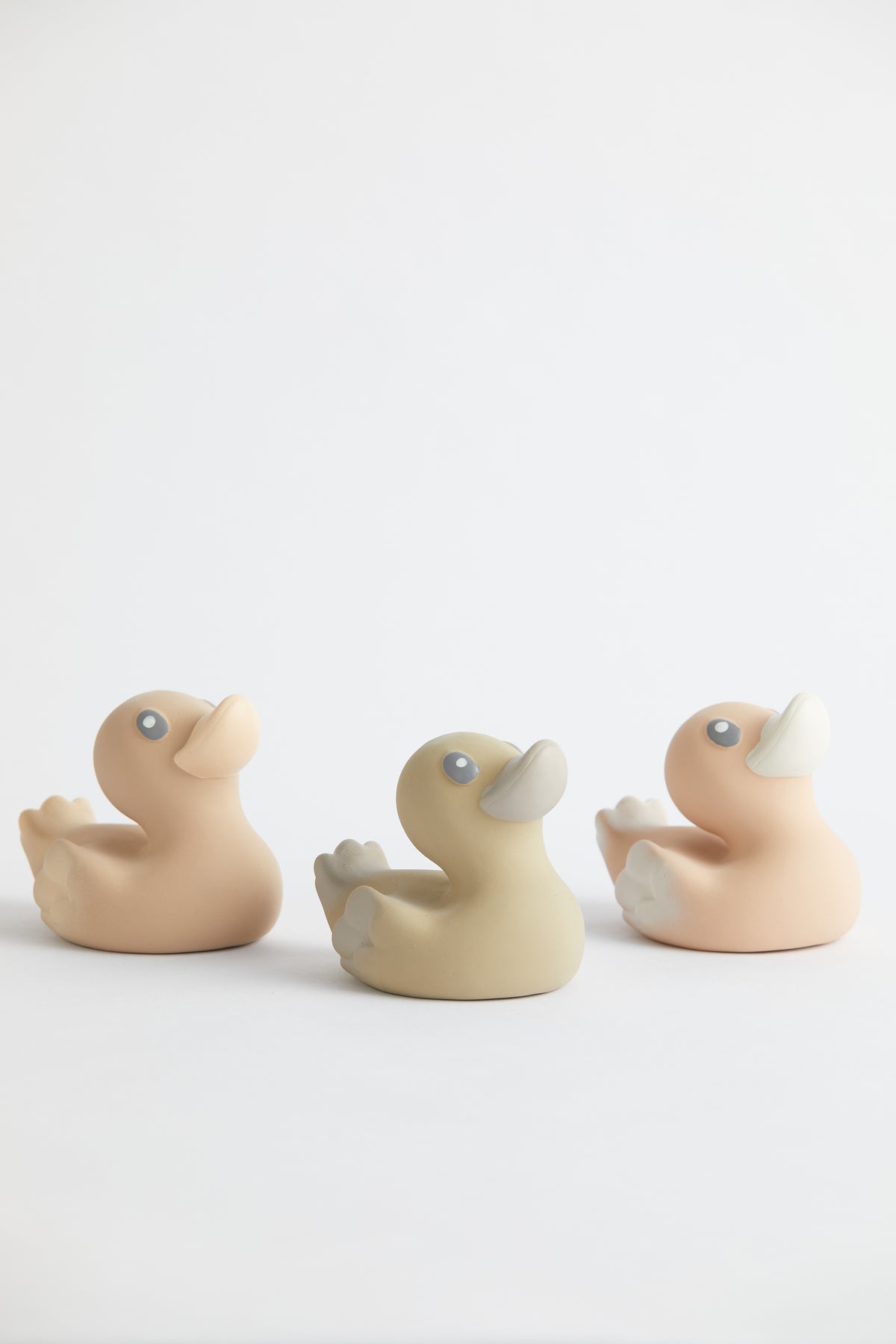 Harry The Duck - Peach